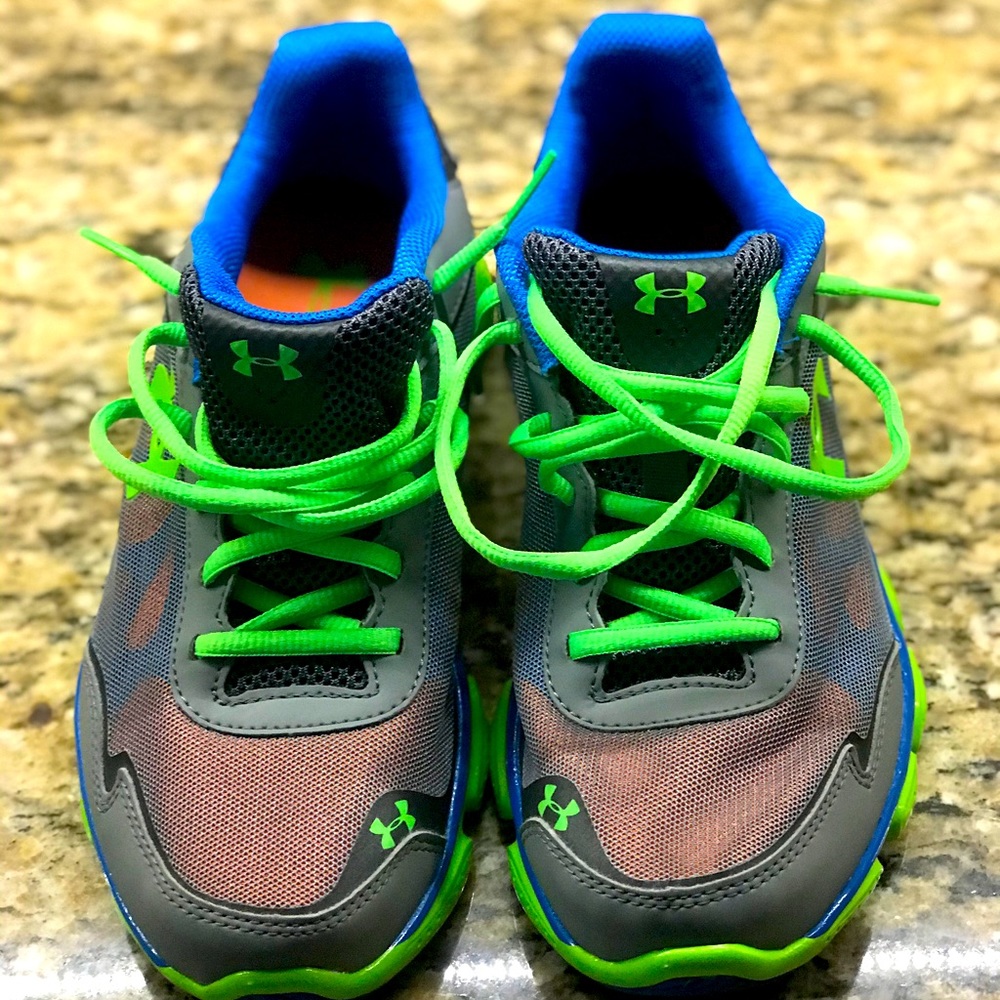 Youth Under Armour Running shoes